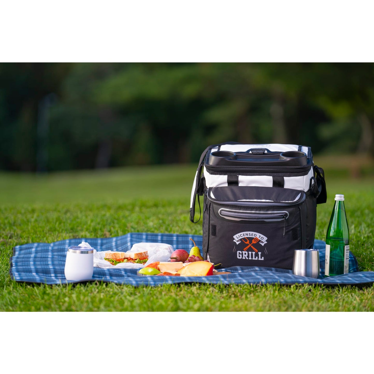 Arctic Zone® Titan Deep Freeze® Rolling Cooler