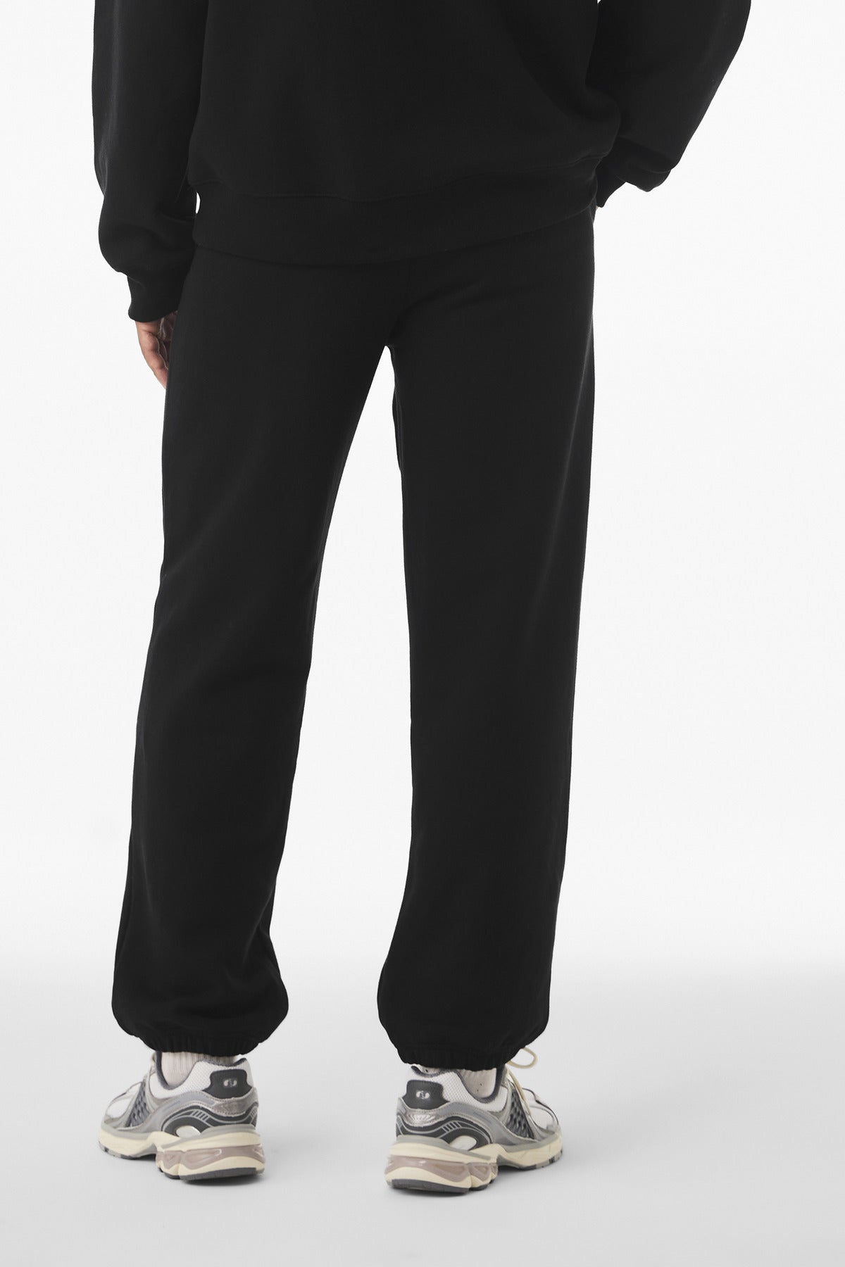 Black BELLA+CANVAS Unisex 10-Ounce Heavyweight Sweatpant BC4737