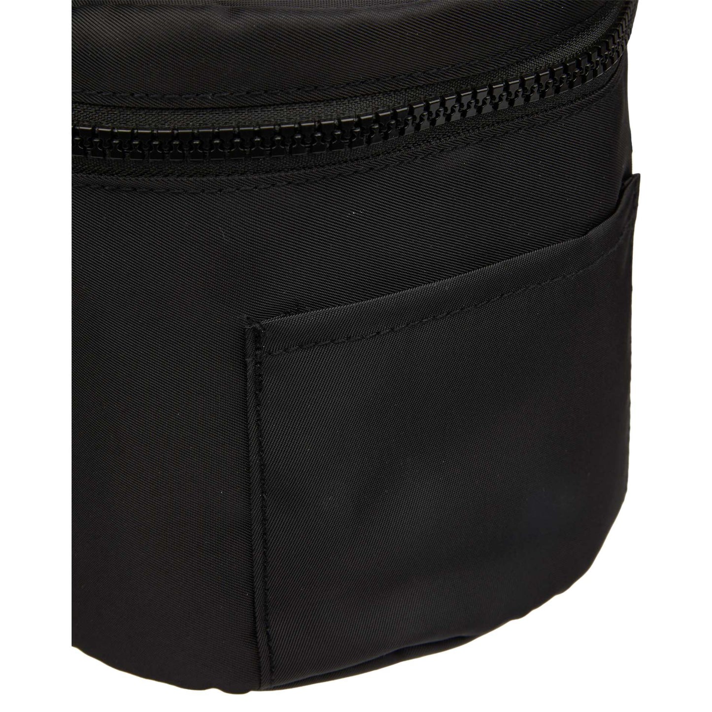 Front View of Black Wellable Recycled Round Travel Case