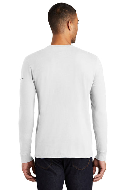 DISCONTINUED - Nike Core Cotton Long Sleeve Tee