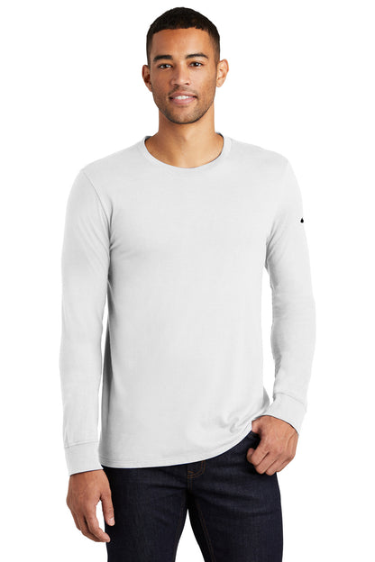 DISCONTINUED - Nike Core Cotton Long Sleeve Tee