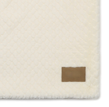 Cream Luxe Nordic Throw Blanket plain