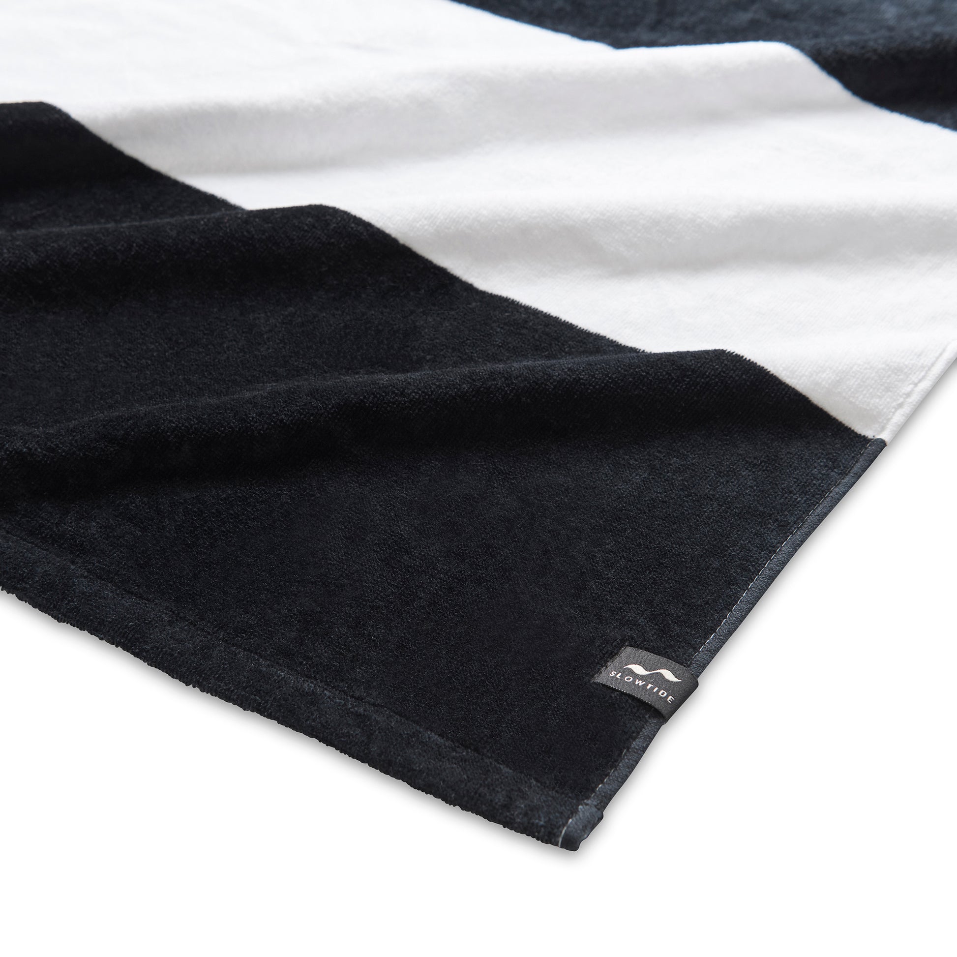 Porto Black Slowtide® Pocket Beach Towel