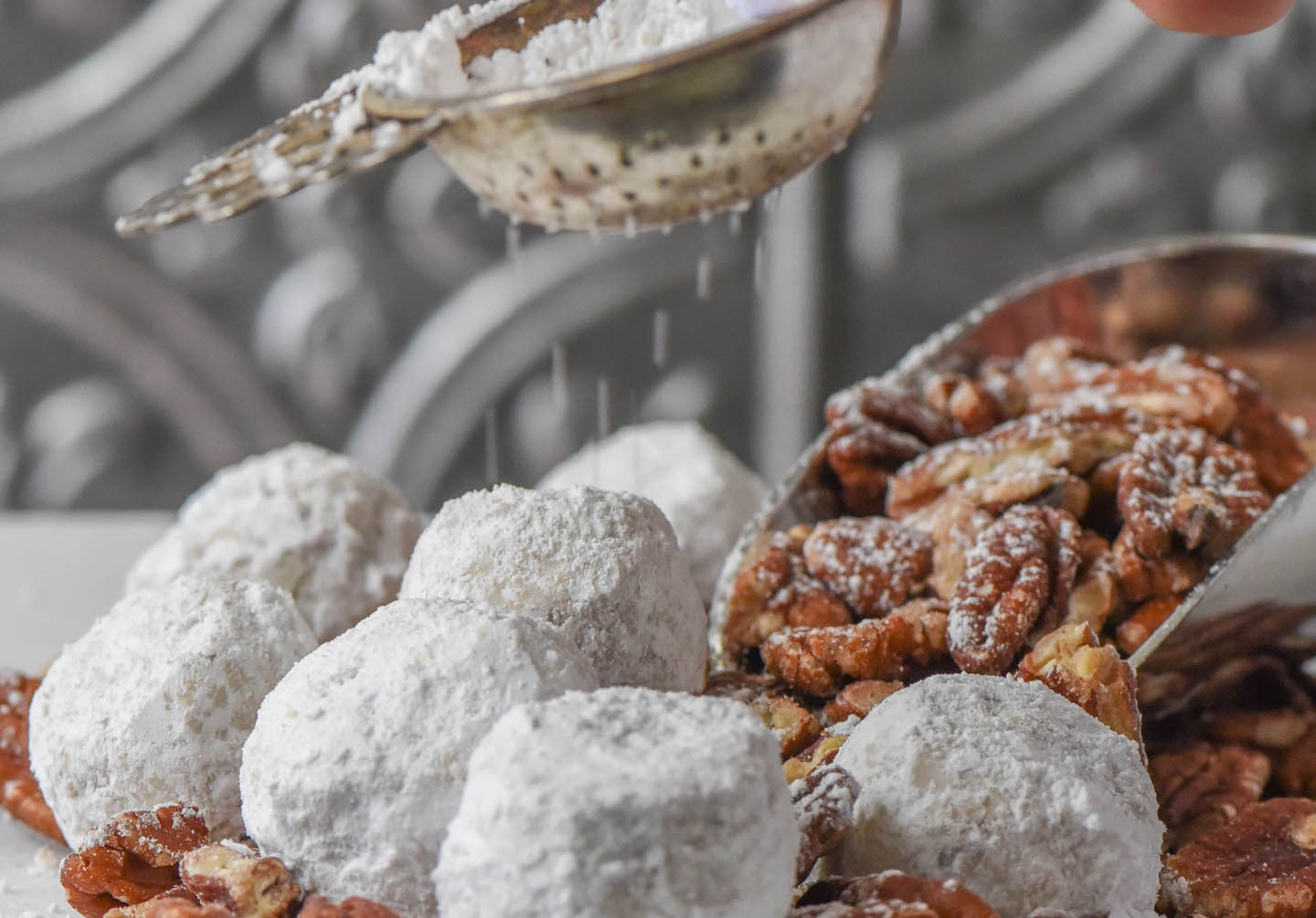 Silver Lark Signature Holiday At Home Gift Box