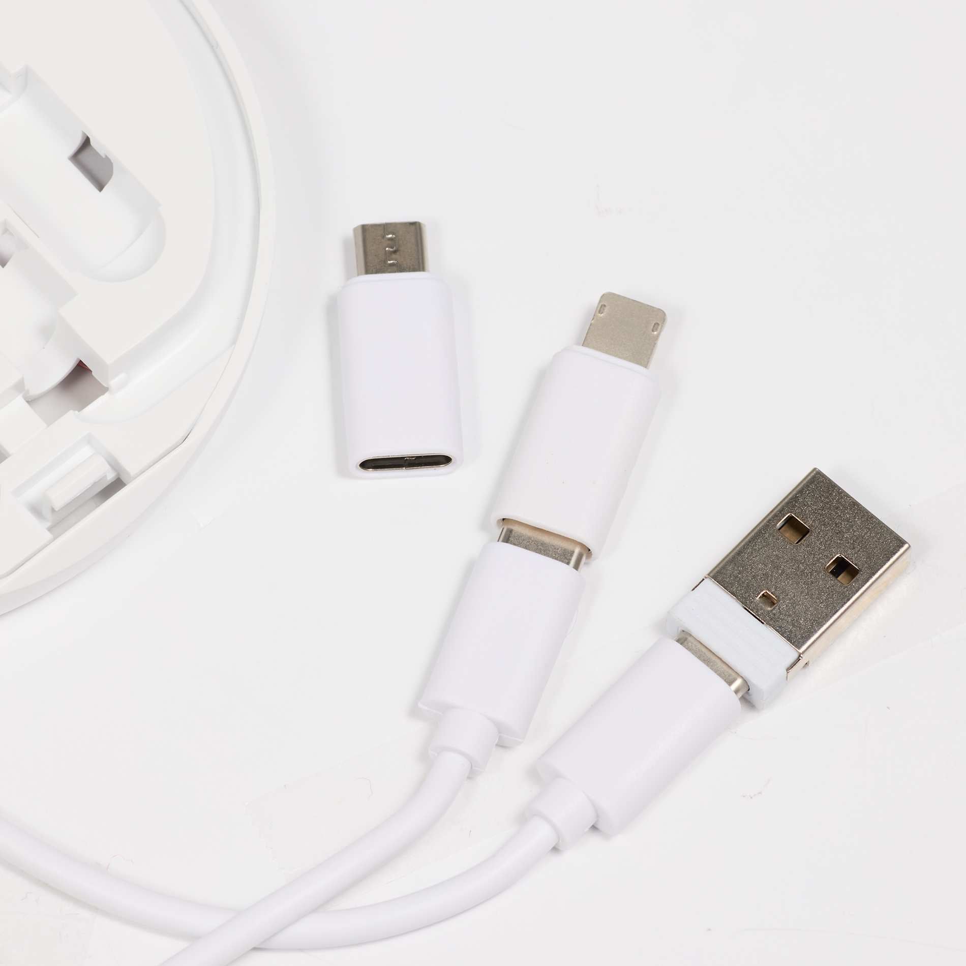 White Pad Pal 15W Wireless Charging Pad and 65W Cable Ki plain